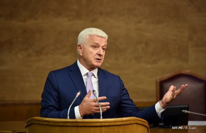 Rebalansom mijenjamo dio državnog duga povoljnijim po CG