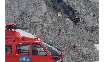 Troje mrtvih u avionskoj nesreći u austrijskim Alpima