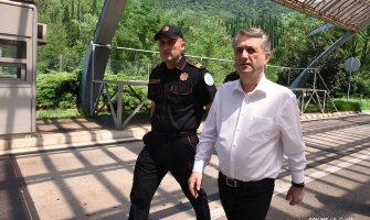Nuhodžić: Pitao sam turiste, rekli su mi da su naši granični policajci profesionalni i ljubazni