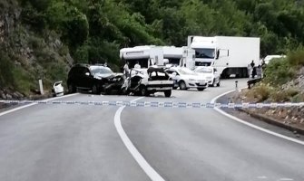 Dvije osobe povrijeđene u saobraćajnoj nesreći na putu PG-NK