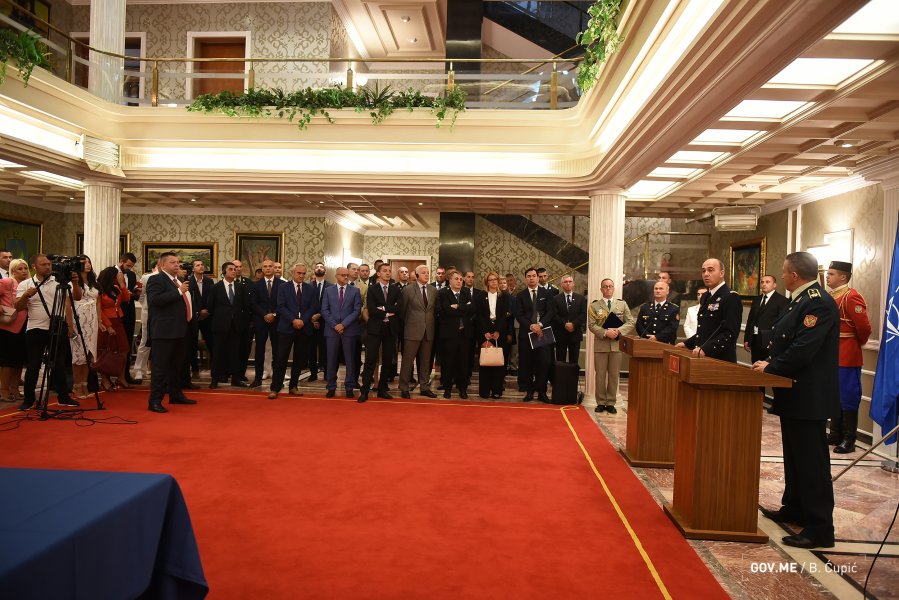 483552980021acf163b55o