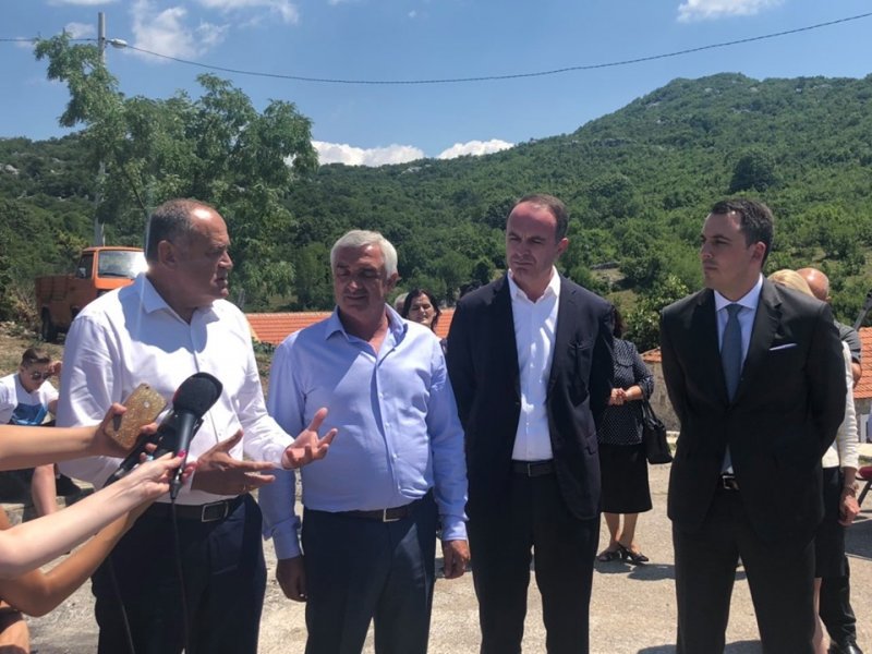 6714983022709728129568906645541092521410560n