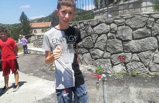 Simović otvorio vodovod Koće u Tuzima, uloženo 140.000 eura