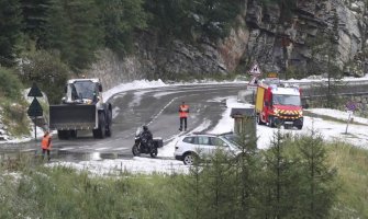 Vrućine i oluje s gradom napravile haos u saobraćaju u Zapadnoj Evropi (VIDEO)