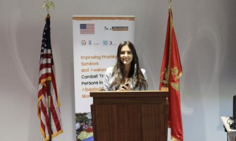 Seksualna zloupotreba djevojčica putem interneta ozbiljna prijetnja za njihov siguran život