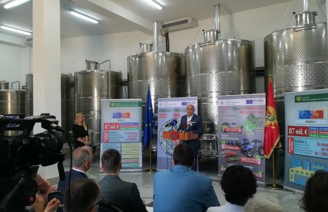 Simović: Trenutne investicije u preradu otvoriće 80 novih radnih mjesta