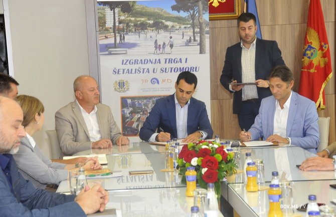 Potpisan ugovor o realizaciji projekta izgradnje trga i šetališta u Sutomoru
