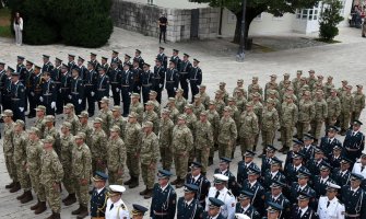 Nema posebnog staža za vrijeme služenje vojnog roka