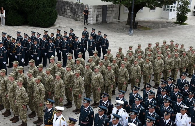 Nema posebnog staža za vrijeme služenje vojnog roka