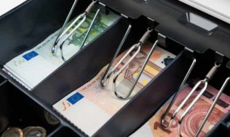 MF: Prihodi iznad plana, u martu prvi put suficit i iznosi 31,9 miliona