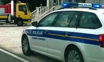 Trojica državljana Srbije mlatila muškarca i uzela mu novac, preminuo u bolnici