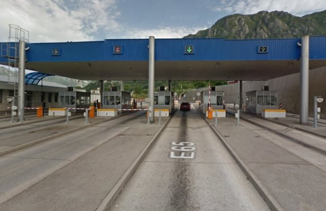 Od početka juna do 20. avgusta kroz Sozinu prošlo gotovo milion vozila 