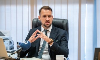 Koljenović: Velika etnička distanca među mladima, opterećeni prošlošću