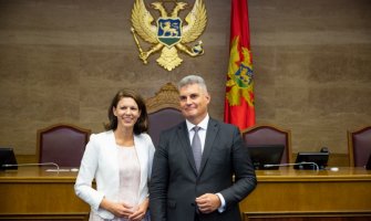 Njemački Bundestag daje podršku Skupštini Crne Gore