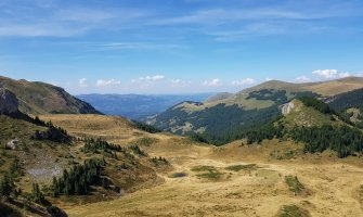 Pretežno sunčano, ponegdje kiša poslijepodne