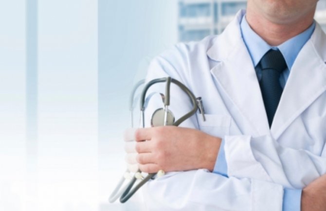 Pavićević: Ljekarima bi plate trebalo da budu 900 eura