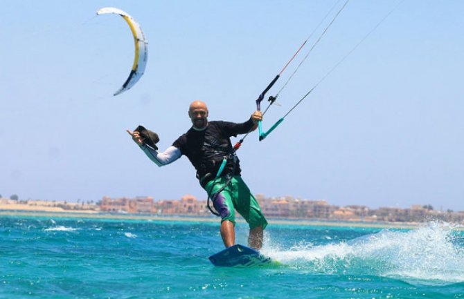 Odlazak legende devedesetih: Repera iz vode izvukli prijatelji