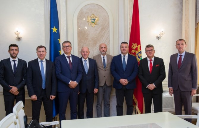 Bačić: Hrvatska daje punu podršku evropskom putu Crne Gore 