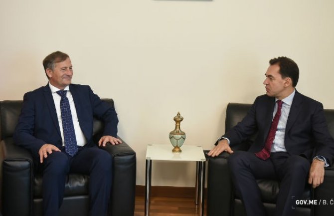 Dobra saradnja CG i Slovenije unaprijeđena kroz saradnju u okviru NATO