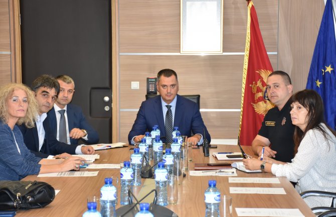 Odgovor na vršnjačko nasilje i devijantna ponašanja maloljetnika biće sistemski i koordniran