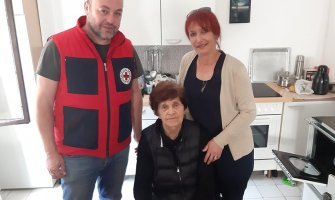 BP: Posjetili 40 starijih lica  i uručili im skromne poklone,