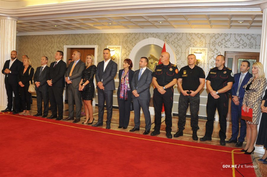 48830217328bcc2a66d9ao