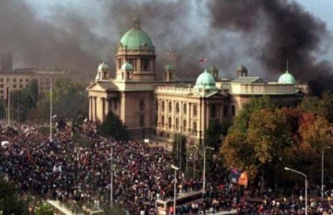 Prije 19 godina velikim demonstracijama okončana vladavina Slobodana Miloševića