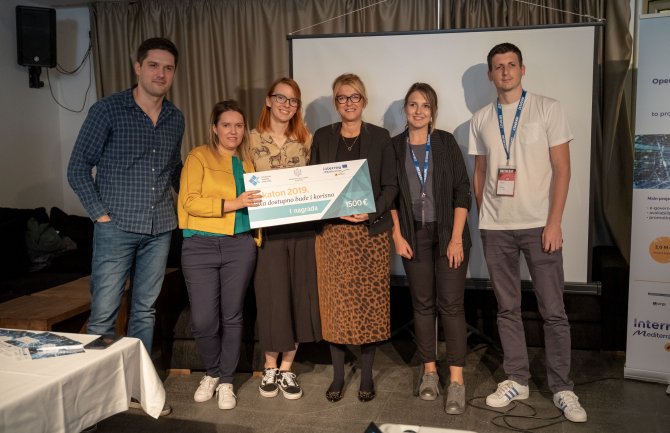 Tim Codingo pobjednik HAKATONA „Neka dostupno bude i korisno“