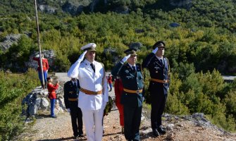 Pukovnik Brajković sa delegacijom VCG položio vijenac na spomenik na Tuđemilima