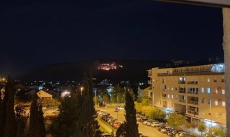 Podgorica: Požar na Veljem brdu 