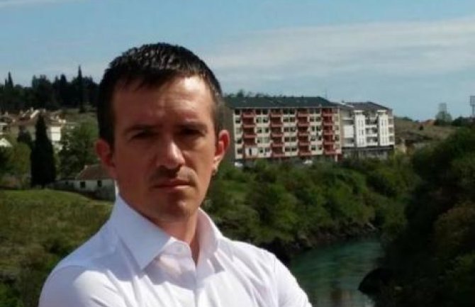 Nikolić: Podzemni prolaz kod Rimskog trga i divlje parkiralište kod hrama slika onih koji upravljaju Podgoricom