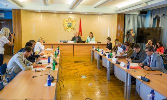 Krivični postupak i pritvor da odobri Skupština