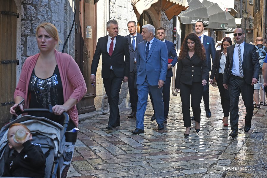 dukomarkoviradnaposjetaoptinikotor48895677898o