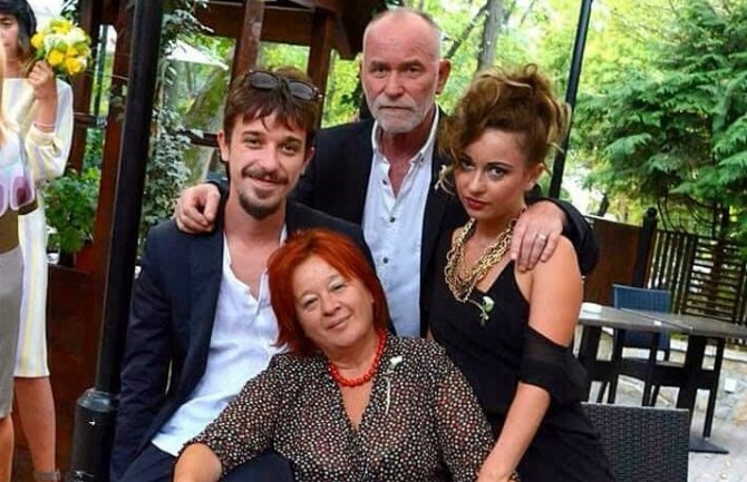 Priča o porodici Rabrenović - vlasnicima najstarije foto radnje u Beranama