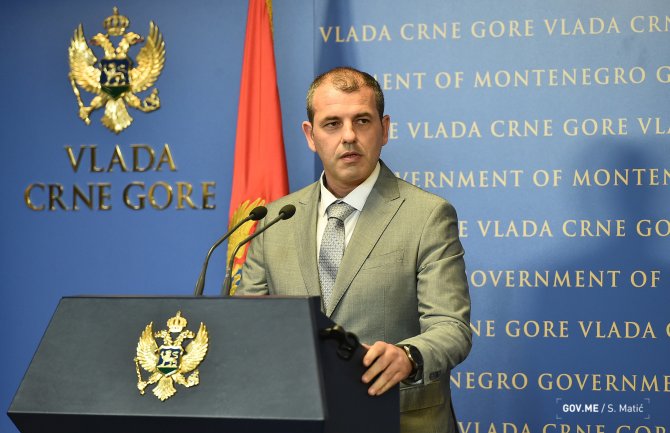  Građani i privreda da komuniciraju sa upravom u bilo koje vrijeme i sa bilo kojeg mjesta