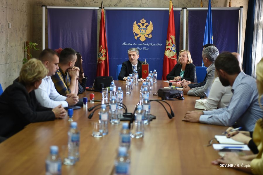 489354278171d67fd1a5bo