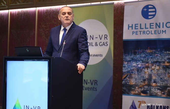 Simović: Naftu i gas istražujemo da građanima omogućimo jeftiniju energiju