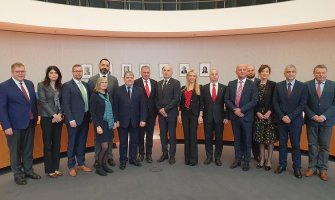 Spremni za otvaranje novih direktnih avio-linija između Crne Gore i Njemačke