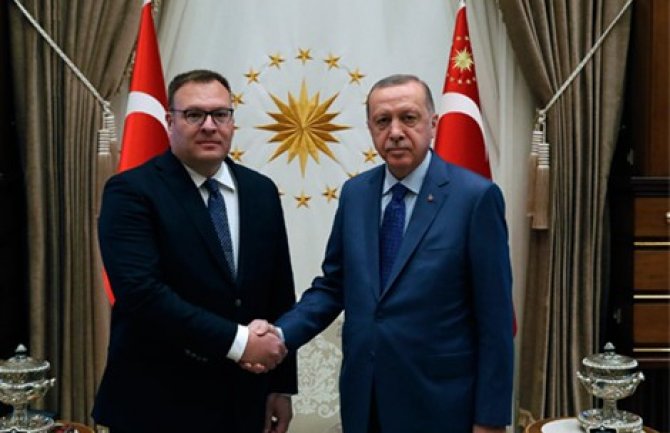 Crnogorski ambasador predao akreditivna pisma Erdoganu: Nastojaću da što prije posjetim Crnu Goru