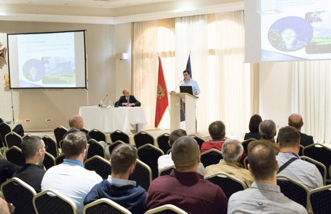 Izgradnjom solarnih elektrana građani bi mogli da podmiruju sopstvene potrebe za električnom energijom