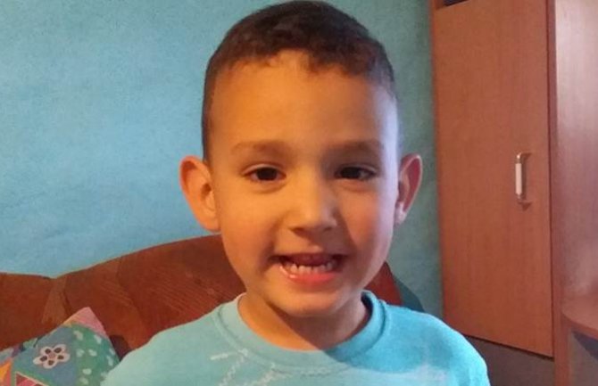 Prikupljena sredstva za liječenje petogodišnjeg Viktora Radulovića
