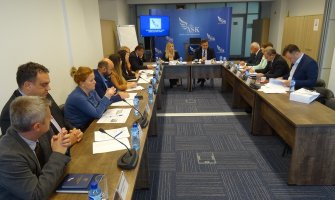 Zbog stanova postupak protiv 2 funkcionera, 41 podnio ostavku po odluci ASK-a