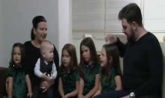 Bogatstvo koje se čuva u srcu: Brojna, mlada i srećna porodica Mustajbašić iz Bijelog Polja 