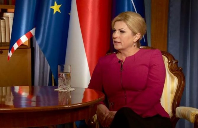 Kolinda: Nije mene Tito poslao u Ameriku, nego moj tata mesar koji je krvavo radio da bi zaradio za to