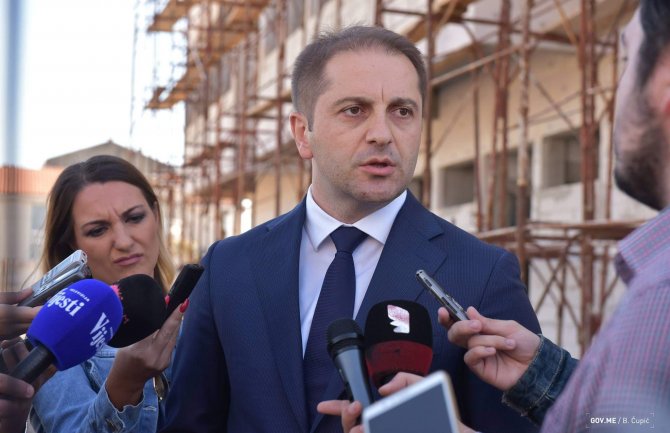  Šehović: Povećaće se izdvajanja za stanovanje prosvjetnih radnika