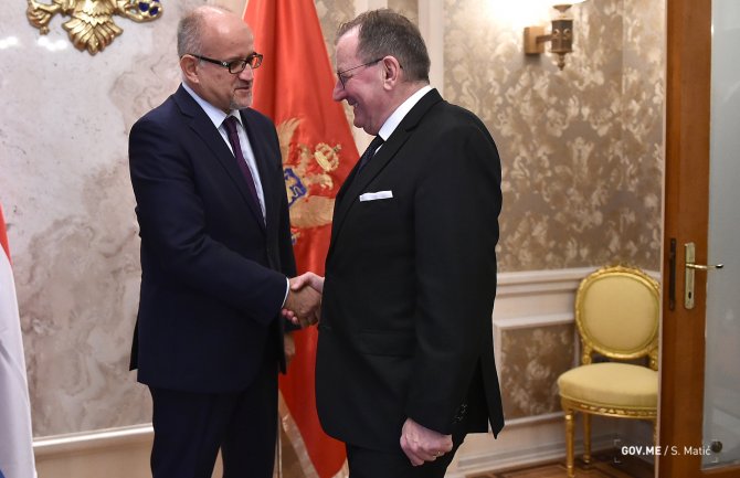 Ohrabriće crnogorski put ka Evropskoj uniji