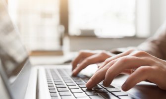 Prerano da se u Crnoj Gori priča o uvođenju četvorodnevne radne nedjelje