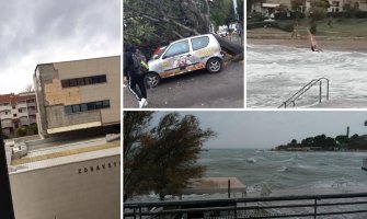 Nevrijeme napravilo haos na hrvatskom primorju:Zabrane saobraćaja, lete stabla i kontejneri, oluja potopila Split(VIDEO)