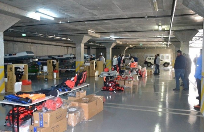 Direktoratu i opštinama stigla nova oprema za zaštitu i spašavanje od poplava