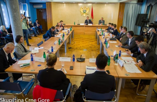 Gvozdenović: Zakonska rješenja da budu gotova početkom decembra